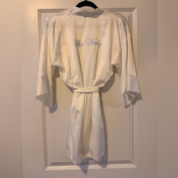 Bride Satin Robe - Picture 4 of 6